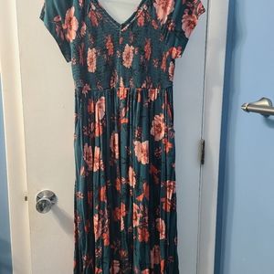 Torrid floral midi dress